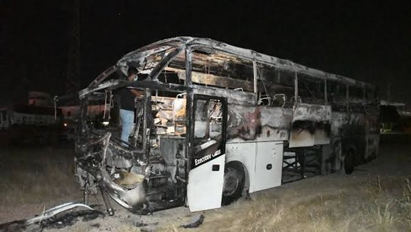 حافلة محترقة 