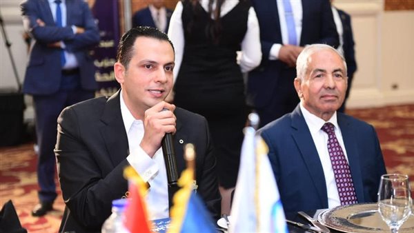 النائب أحمد عبد الجواد