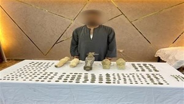 ضبط اثار رومانية