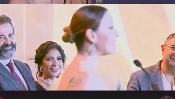 كريم عبد العزيز ومنة