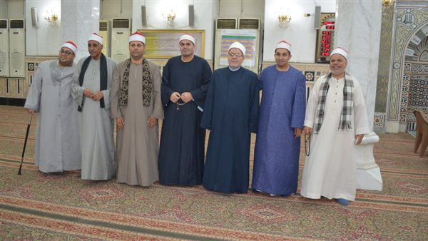 كبار القراء يشاركون