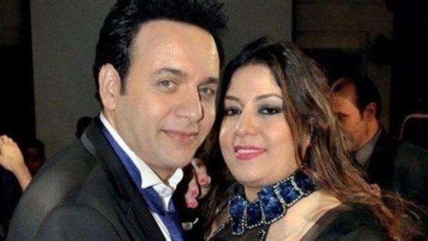 مصطفى قمر وزوجته