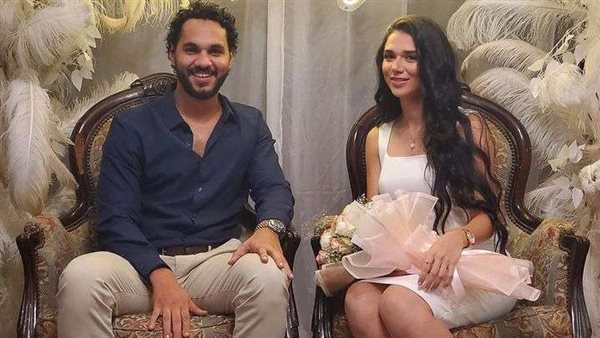 مهاب طارق وخطيبته