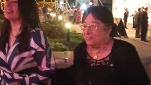 سميرة عبد العزيز