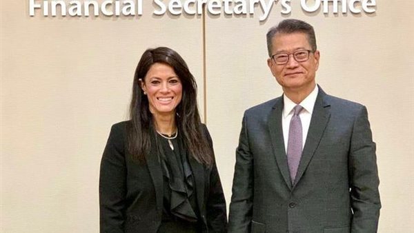 وزيرة التعاون الدولى