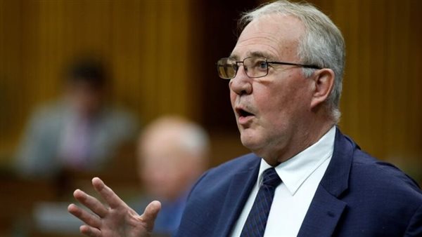 وزير الدفاع الكندي