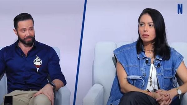 لقاء الخميسي 