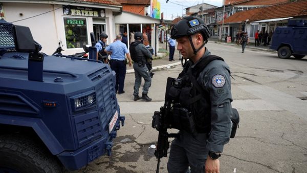 ظابط شرطة - كوسوفو