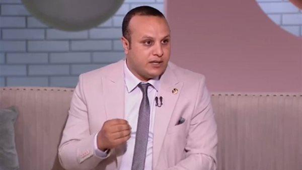 الدكتور عاصم حجازي