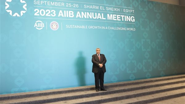 النائب مصطفي سالم