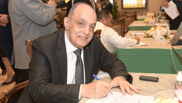 النائب محمد كمال