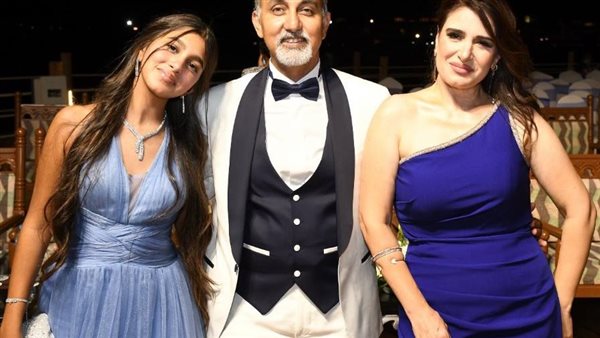 ميرنا وليد وابنتها