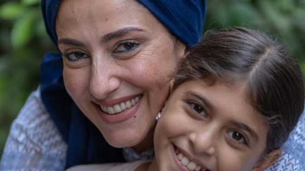 حنان مطاوع وابنتها