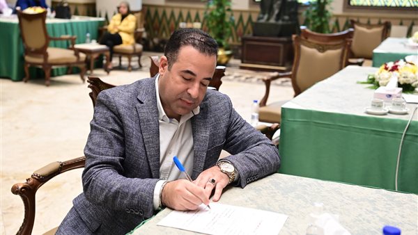 النائب أحمد بدوى