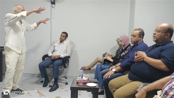 دورة المحليات والإدارة