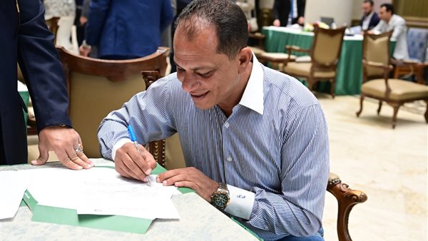 النائب ناصر عطيه