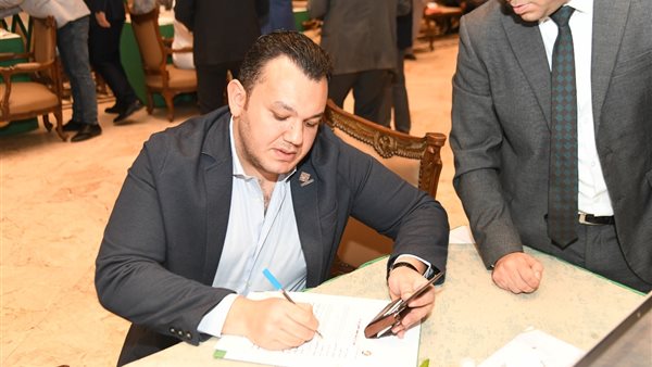 النائب احمد مقلد