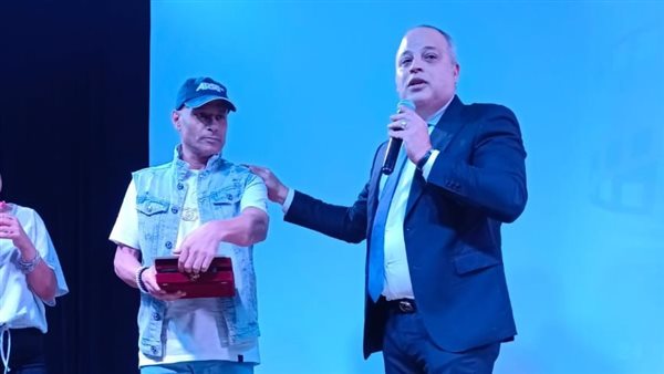 تامر عبد المنعم 