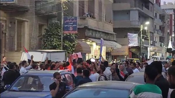 صورة من دعم الرئيس