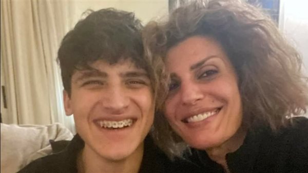 فيدرا ونجل أنغام