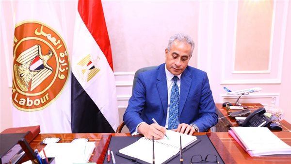 وزير العمل 