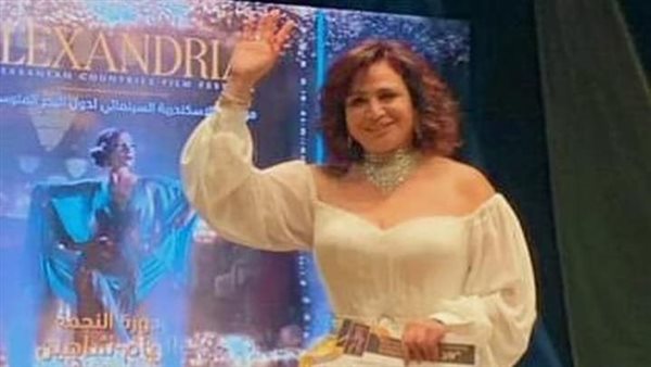 إلهام شاهين