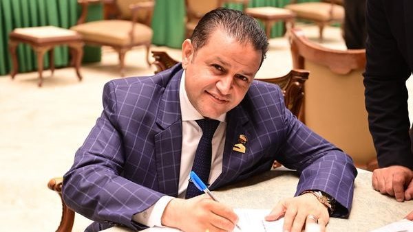 النائب شحاته أبو