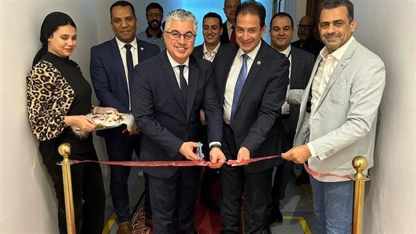 افتتاح أول مصنع لإكسسوارات