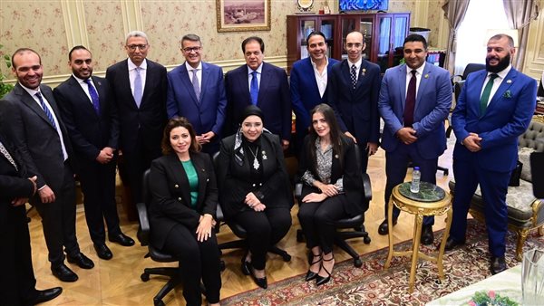 النائب أيمن أبو العلا