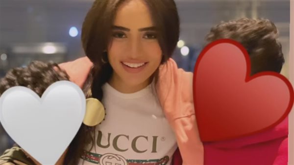 زينة وتوأمها _ أرشيفية