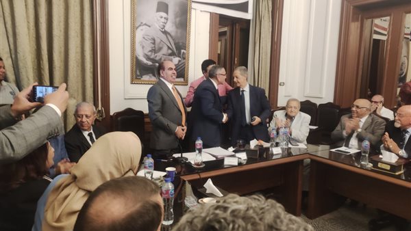 الدكتور عبدالسند