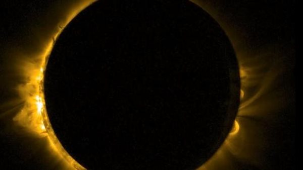 هل كسوف الشمس له