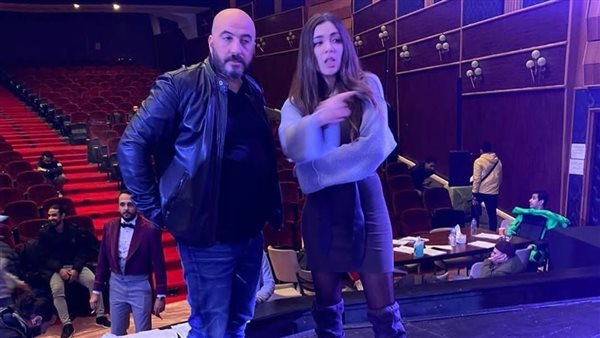 لديها ابنة وتجمعها علاقة صداقة بـ ياسمين عبد العزيز.. من هي عروس مجدي الهواري الجديدة ؟