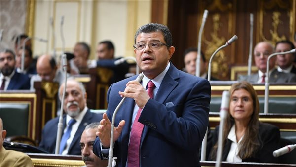 رئيس لجنة الشئون