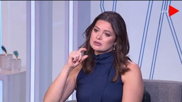 يسرا اللوزي 