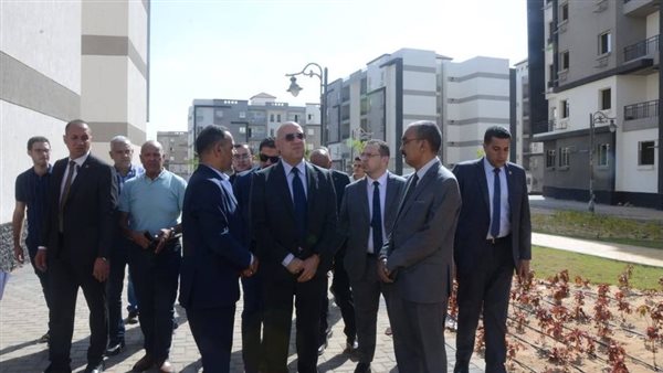 وزير الإسكان