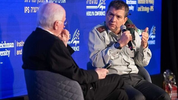 رئيس الاستخبارات