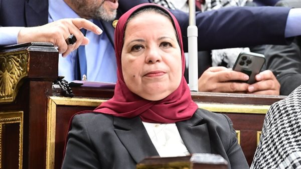  النائبة أمل عصفور