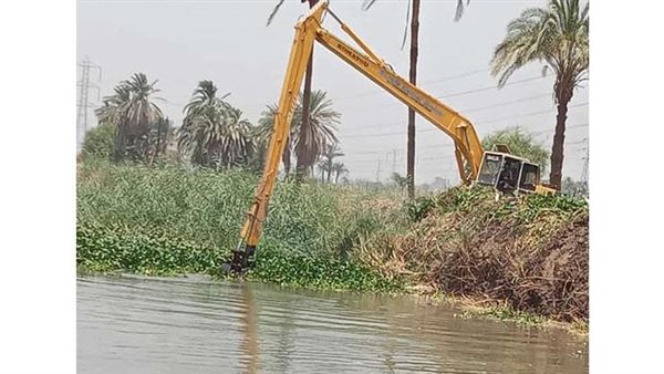 العثور على جثتين