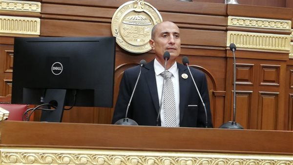 النائب مؤمن معاذ