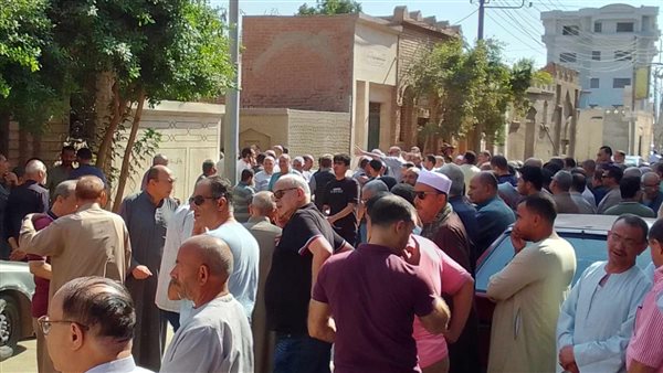 تشييع جثمان الشيخ