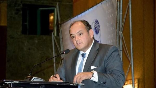 وزير الصناعة والتجارة