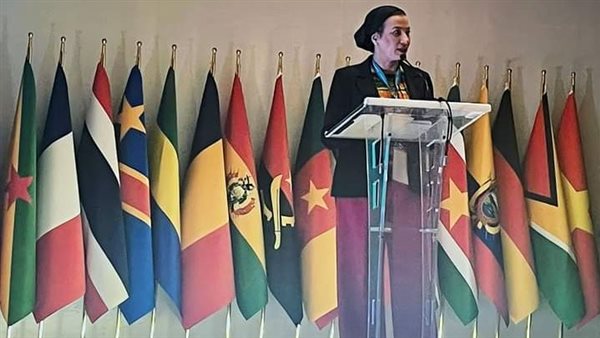 وزيرة البيئة 