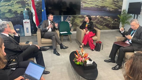 وزيرة البيئة 