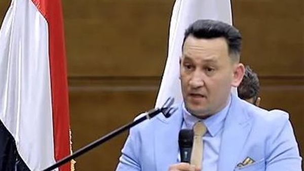 الدكتور أشرف غراب