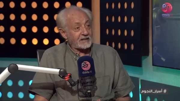 عبد العزيز مخيون