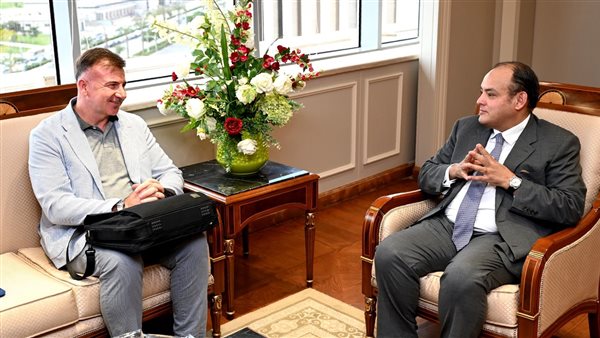 وزير التجارة والصناعة