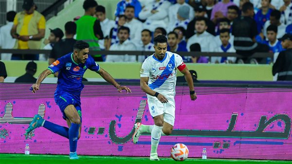 مباراة الهلال والفتح
