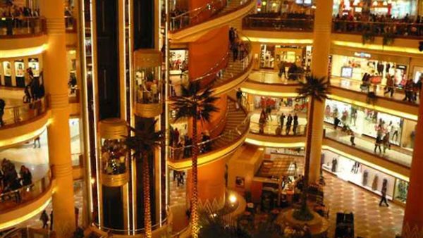 مهندس ينهي حياته