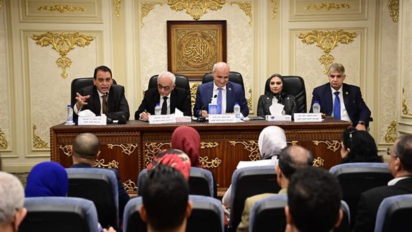 لجنة التعليم بمجلس